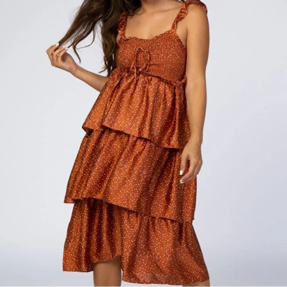 Storia Smocked Tiered Maternity Rust Polka Dot Midi Dress in Size Small